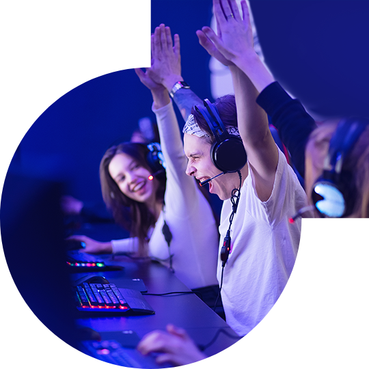 彩虹多多独家双向驱动技术<br>让电竞玩家尽情享受极致高速快感